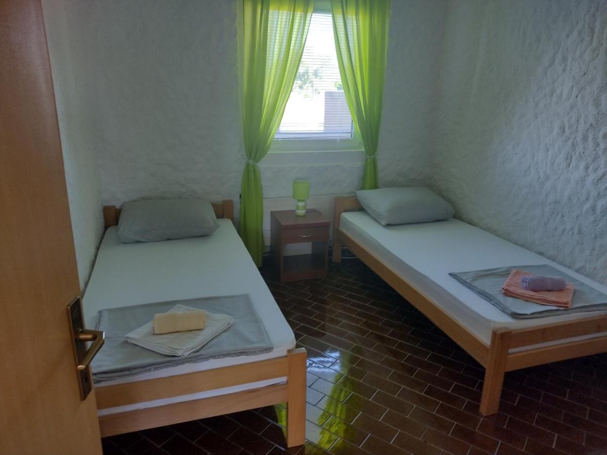 Vila Kula Aparthotel Nin Εξωτερικό φωτογραφία